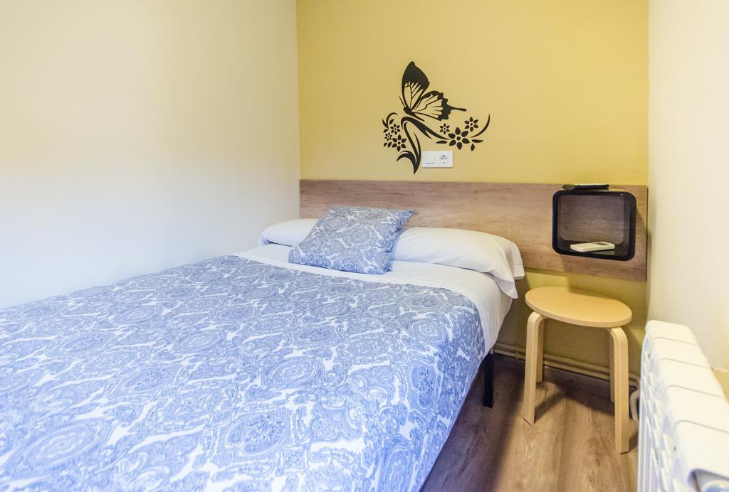 Hostal La Pastora Candeleda Esterno foto