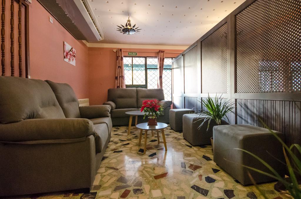 Hostal La Pastora Candeleda Esterno foto