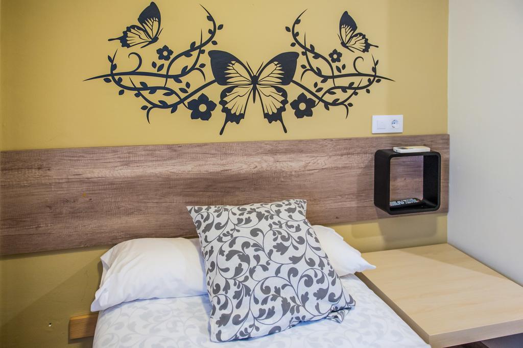 Hostal La Pastora Candeleda Esterno foto