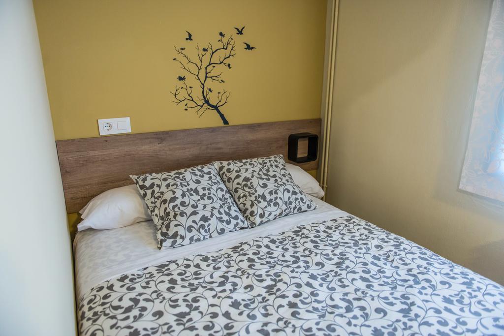 Hostal La Pastora Candeleda Esterno foto